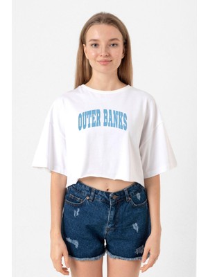 Outer Banks Lettern Beyaz Kadın Crop Tshirt