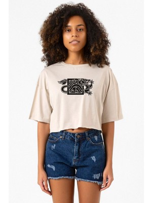 The Wheel Of Time Dragon Minimal Bej Kadın Crop Tshirt