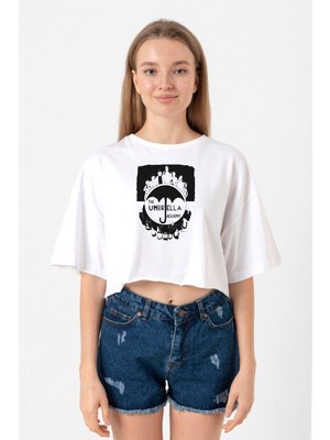 The Umbrella Academy Dark Essential Beyaz Kadın Crop Tshirt