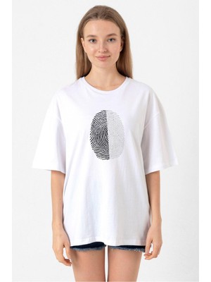Siyah Beyaz Parmak Izi Beyaz Kadın Oversize Tshirt