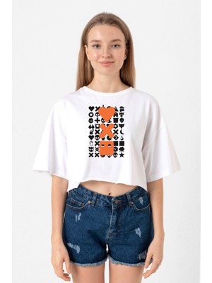 Love Death Robots Orange Beyaz Kadın Crop Tshirt