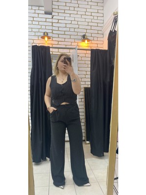 Tuba Toptaş Çizgili Krep Yelek