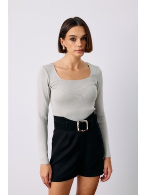 Kare Yaka Triko - Gri