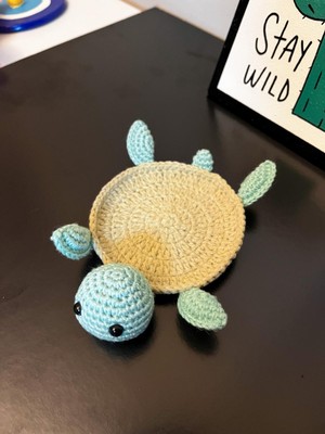 El Yapımı Amigurumi Kaplumbağa Motifli Bardak Altlığı