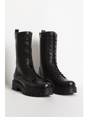 Kadın Postal Kalın Tabanlı Fermuarlı Günlük Bot Gerçek Deri Br 66159 Siyah