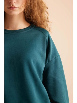 DeFacto Coool Oversize Geniş Kalıp Bisiklet Yaka Basic Düz Kalın Sweatshirt D9022AXNS