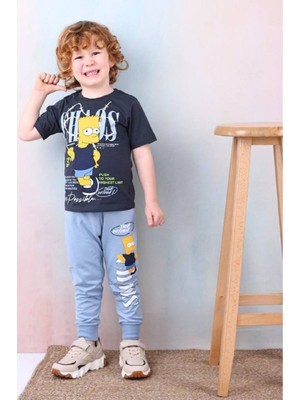 Yağmur Giyim Pjkke Simpson Desenli Açık Mavi Eşofmanlı Erkek Çocuk Kısa Kol Takım 3-10 Yaş 7492-AÇM