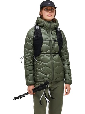 Peak Performance Helium Down Hood Kadın Yeşil Outdoor Ceketi