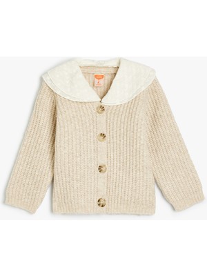 Koton Basic Triko Hırka Ekru Renkli Bebe Yaka Düğme Detaylı Desensiz Orta Kalınlık