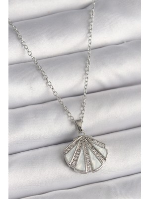 Clariss 316L Çelik Gümüş Renk Zincir Zirkon Taşlı Beyaz Mineli Deniz Kabuğu Model Kadın Kolye