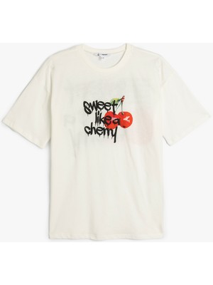 Koton Arkası Kiraz Baskılı Bisiklet Yaka Kısa Kollu Tişört