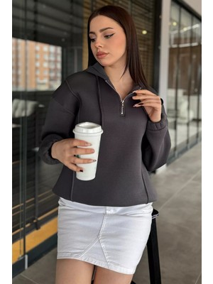 Gülseli Yarım Fermuarlı Üç Iplik Şardonlu Kadın Sweatshirt