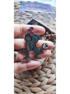 Sevgililer Günü Hediyesi, Kız ve Erkek Kalp Detaylı Yaka Iğnesi, Broş, Çanta Aksesuarı, 1 Adet