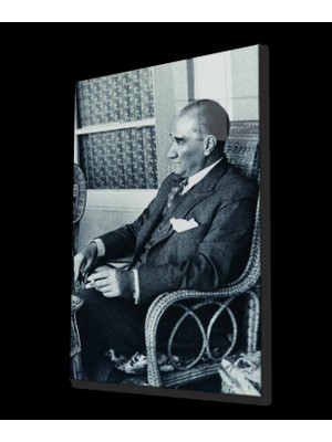 Marsilyan- Atatürk Portresi Cam Tablo Ev ve Ofis Duvar Dekoru