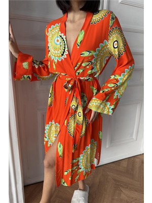 Coccolarsi Fiori Come il Sole Turuncu Viskon Kimono / Sabahlık