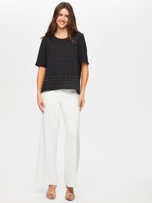 Faik Sönmez Yuvarlak Yaka Taş Detaylı Kısa Kol Bluz 002