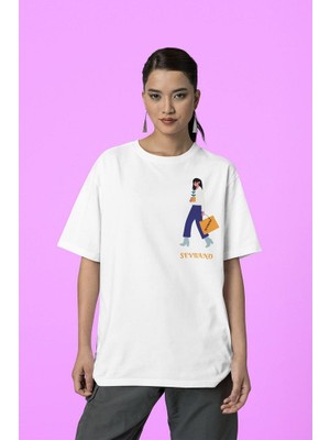 Sevbano Çantalı Kadın Baskılı Oversize Tişört