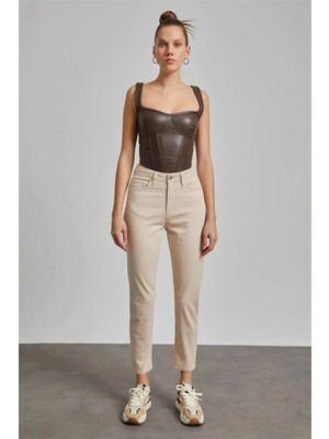 ByCukurovaFrango Relaxed Elegance Mom Fit - Konforlu Şık Pantolon