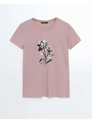 Lcwaıkıkı Classic Bisiklet Yaka Çiçekli Kadın Tişört