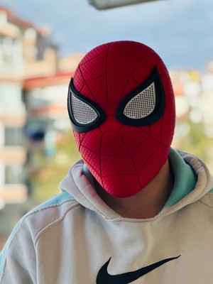 Saranostra Marvel Spiderman Giyilebilir Maske Mıknatıslı Spiderman Makesi