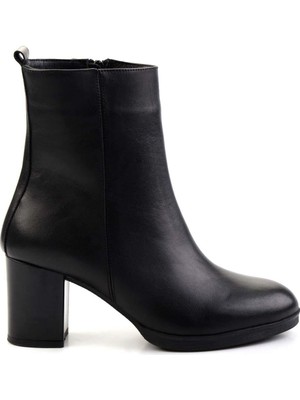 Bambi Siyah  Deri Kadın Bot & Bootie K02087752903