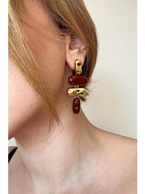 Ruby Glow Altın Bordo Detay Küpe