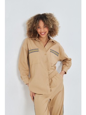 Cebi ve Arkası Nakışlı Gabardin Gömlek