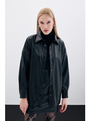 Çıtçıtlı Deri Gömlek - Siyah