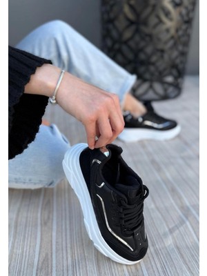 Kazax Imkea Siyah Cilt Gümüş Detaylı Spor Ayakkabı