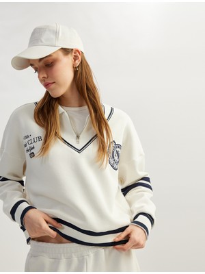 Koton Nakış Detaylı Çizgili Oversize Yarım Fermuarlı Sweatshirt