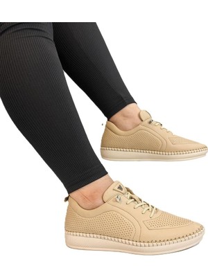 Voyager Z094 Bej Deri Lazer Işlemeli Kadın Ayakkabı