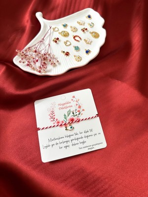 The Canelif Accessories Hediye Paketli Sallantılı Marteniçka Bileklik - Ayarlanabilir, Şans Getiren Özel Tasarım (Jelatinli Paket)