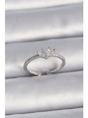 Tua Moda Pirinç Gümüş Renk Ayaralanabilir Zirkon Taşlı Kalp Model Kadın Yüzük