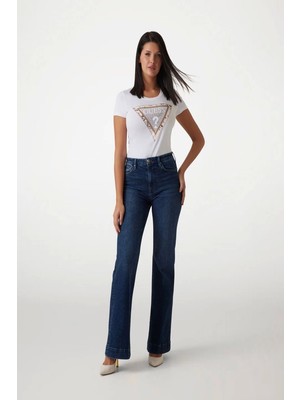 Guess Kadın Beyaz Desnli Üçgen Logolu T-Shirt