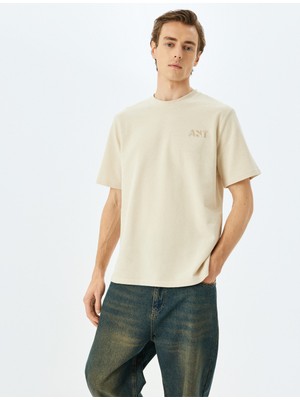 Koton Işlemeli Pamuklu Bisiklet Yaka Kısa Kollu Tişört