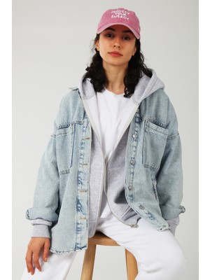 Coredra Basic Kadın Oversize Fit Kapüşonlu ve Fermuarlı Üst