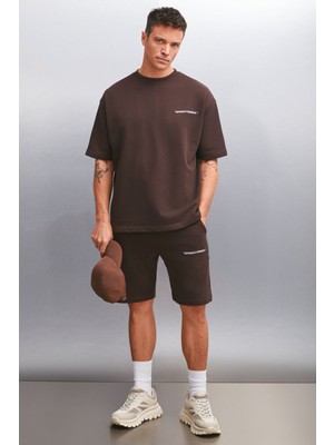 Grimelange PASTO Erkek Comfort Fit Polarsız Nakışlı kısa kollu Kahverengi T-Shirt