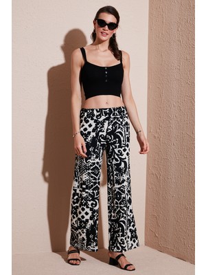 Lela Desenli Standart Fit Yüksek Bel Geniş Paça Pantolon Bayan Pantolon 5869019