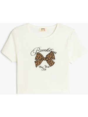 Koton Fiyonk Baskılı Bisiklet Yaka Kısa Kollu Pamuklu Tişört