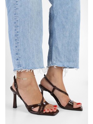 Shoeberry Kadın Shelby Kahve Rugan Topuklu Ayakkabı