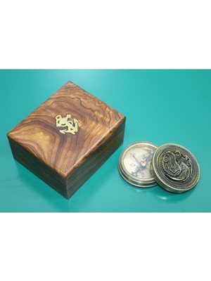 Periboia Ahşap Kutulu Pirinç Pusula