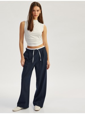 Koton Drapeli Dik Yaka Kolsuz Crop Slim Fit Üst