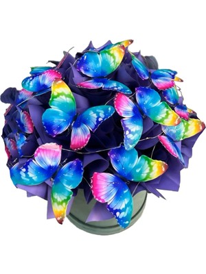 Kutuda Işıklı Kebelekler