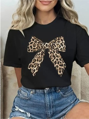 Woodroffe Kadın Fiyonk Leopar Baskılı Beyaz Siyah T-Shirt Oversize Salaş