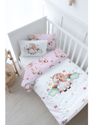 Tuğba Kuğu Bebek Boy Nevresim Takımı (100X150) - For Baby Serisi - Gökkuşaklı Unicorn