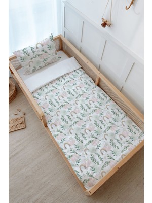 Tuğba Kuğu Montessori Nevresim Takımı (100 x 200) - Iconic Serisi - Pamuk Şeker Bulutlar