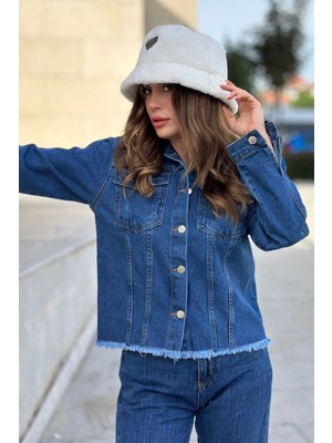 New Laviva Kadın Mavi Çift Cepli, Eteği Püsküllü, Kaliteli Jeans Kumaş, Rahat Kesim, Kot Ceket