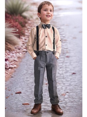 Erkek Bebek Desenli Gömlek, Papyon ve Askılı Mavi Pantolon Alt Üst Takım