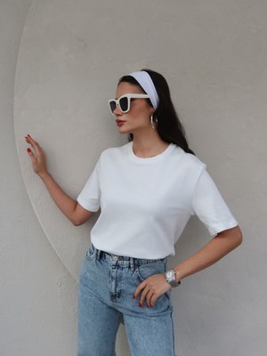 Esra Helvacı Bisiklet Yaka T-Shirt