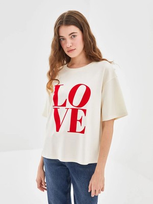 LC Waikiki Lc Waikikilcw Vision Ekru Bisiklet Yaka Baskılı Oversize Kadın Tişört T T